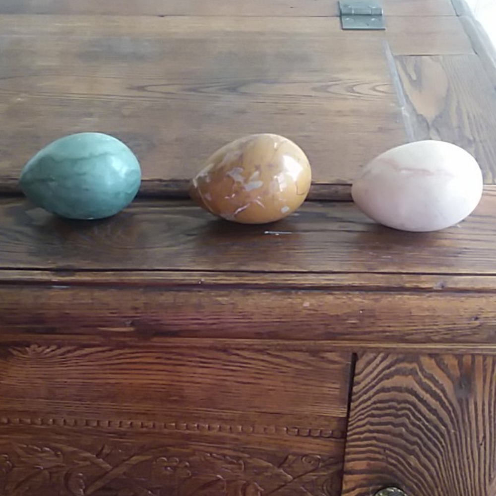 Lot of Marbelized Eggs